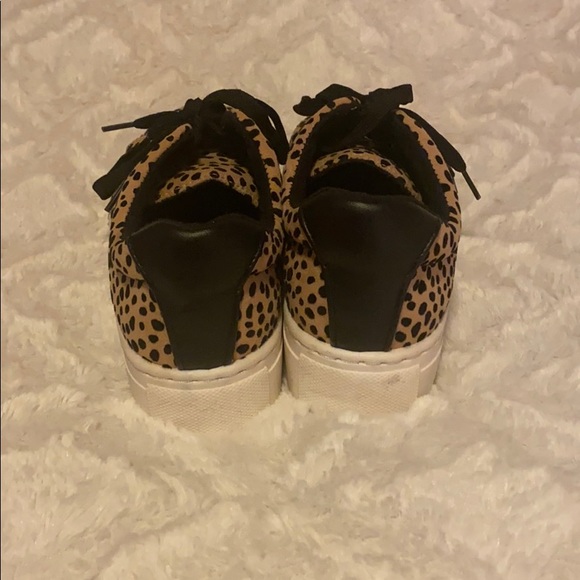 qupid cheetah sneakers! - Picture 2 of 4